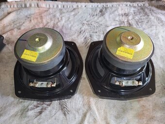 Bose subwoofer - 2