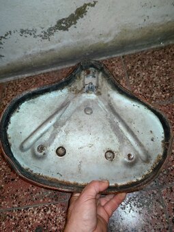 Jawa perak sedlo řidiče - 2