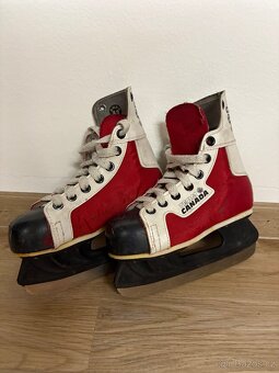 Lední brusle Team Canada - 2