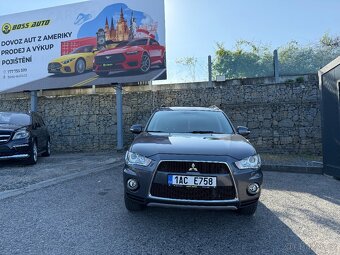 Mitsubishi Outlander XL 2011 - 2