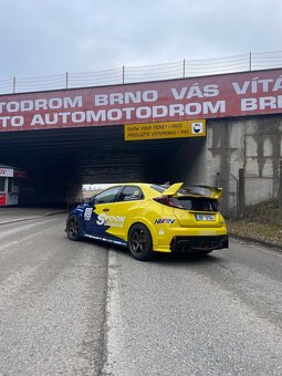 Honda Civic type-R fk2 - 2