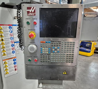 Obráběcí centra - vertikální VM 2HE - 2