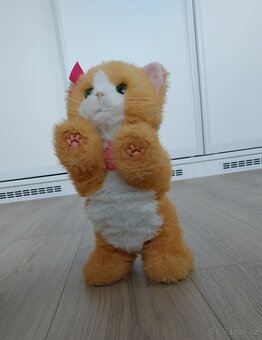 Kočička - interaktivní hračka - 2