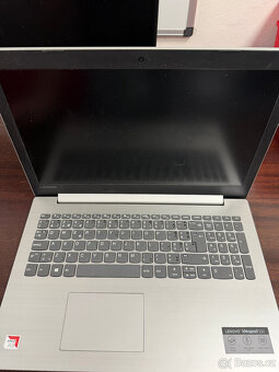 Lenovo ideapad 330-15AST - 2