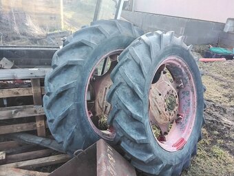 Polokultivační kola 12,4/11-32 - 2