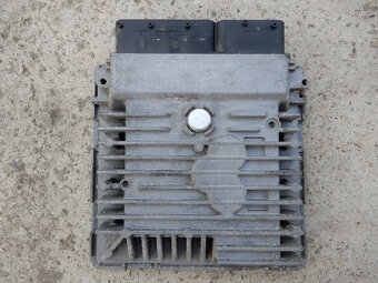 Řídící jednotka motoru - 2