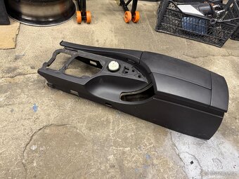 Středový tunel bmw e60/61 - 2
