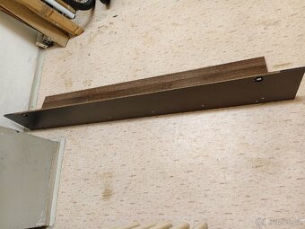 Polička na zeď - 2