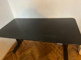 Polohovací stůl IKEA BEKANT - 2