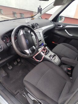 Více Místné .. Ford Galaxy..7mist - 2