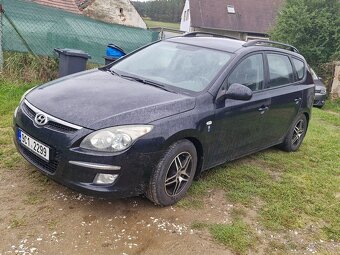 Prodám Hyundai i30, r.v. 2010 - 2