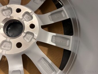 original Vw Passat B8 r17 5x112 London 3G0601025D - 2