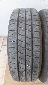 4ks celoroční pneu Goodyear 205/65 R16 C 7-8mm - 2