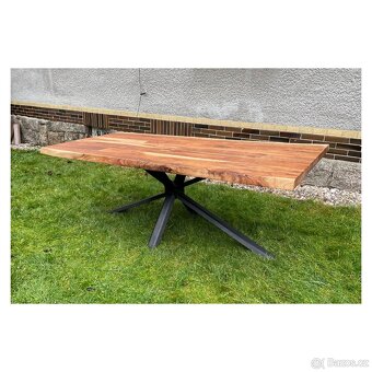 Masivní jídelní stůl - Living 210 cm - 2