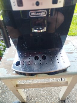 Kávovar DeLonghi - 2