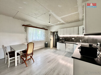 Prodej rodinného domu, 250 m², Město Albrechtice - 2