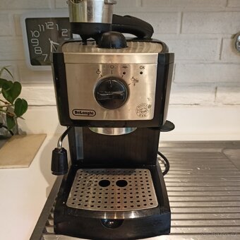 Pákový kávovar DeLonghi espresso - 2