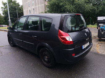 Renault Grand Scenic benzín 2008 - 2