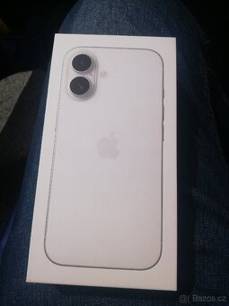 Iphone 16e, bílý, 128 GB - 2
