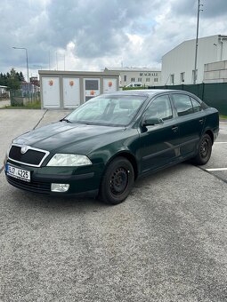 Škoda Octavia 1.6 FSI - 2