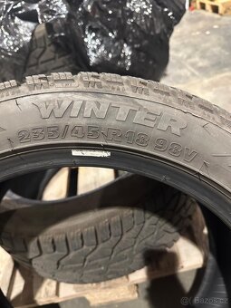 Zimni pneu 234/45 r18 - 2