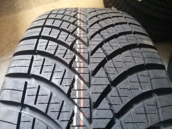 215/60 R17 XL Nové Goodyear - 2