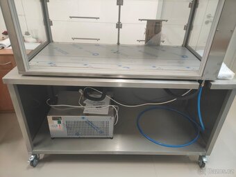 Stolní chladící vitrína BLOCK 1300 samoobslužná - 2