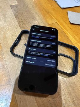 IPhone 16 pro 128gb Natural Titanium - 2