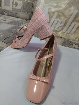 Dámské uzavřené polobotky Shein - 2