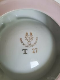 Popelník růžový porcelán, reklama Coca-Cola. - 2