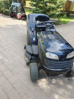 Zahradni traktor partner p200107HRB - 2