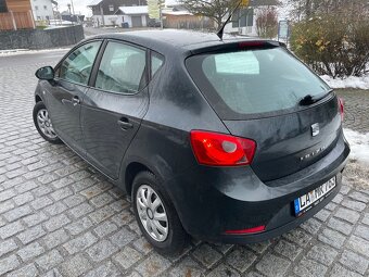 SEAT IBIZA 1,4 63KW 2010 PLNÝ SERVIS 8XPNEU - 2