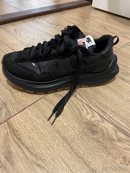 Nike x Sacai Vaporwaffle - 2