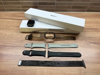 APPLE WATCH SERIES 3 42 MM - 2