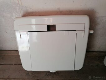 WC nádržka - 2