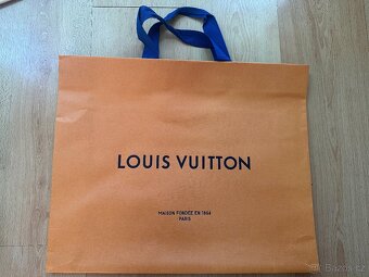 Papírové tašky značky LOUIS VUITTON - 2