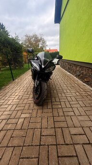 Yamaha R6 - 2