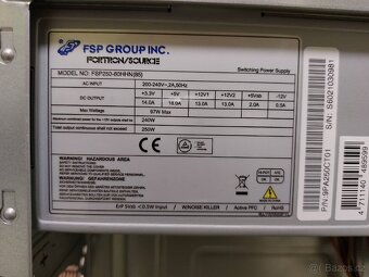 PC case + zdroj 250 W - 2