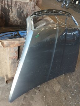 Škoda Octavia 2 FL kapota - 2