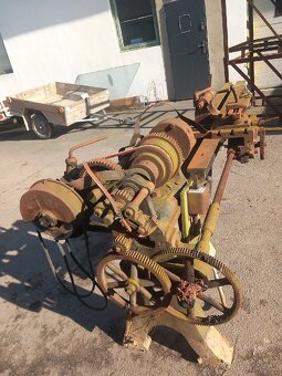 Starý soustruh - 2