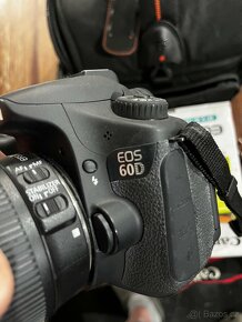 CANON EOS 60D + EF-S 19-135 IS KIT - 2