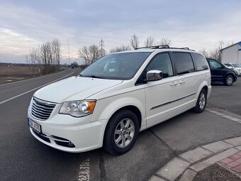 Chrysler Town Country 3,6 2x DVD RT Kůže 2011 - 2