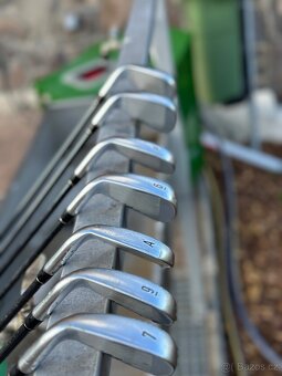 Predám golfový set želez – Callaway Apex DCB 21 (grafit) - 2