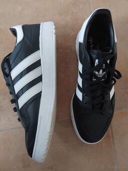 Dámské Adidas tenisky - 2