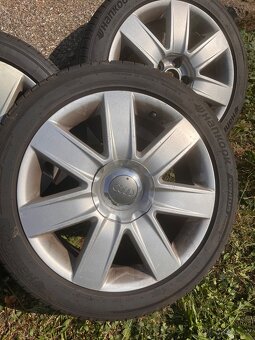 Litá ALU kola AUDI.. letní pneu 235/45 ZR17 97Y - 2