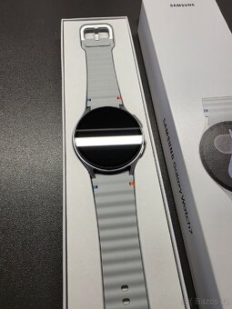 Chytré hodinky Samsung Galaxy Watch7 44mm - 2