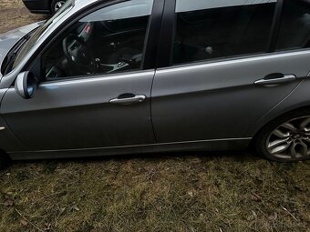 Dveře BMW E90 A34 - 2