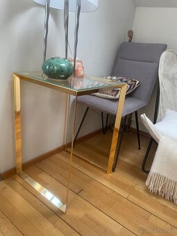 Zlaty stolek se skleněnou deskou - 2