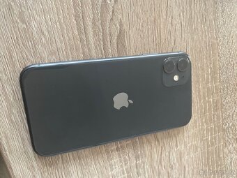iPhone 11 64GB - 2