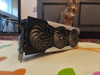 SAPPHIRE NITRO+ Radeon RX 6900 XT Special Edition 16G - 2